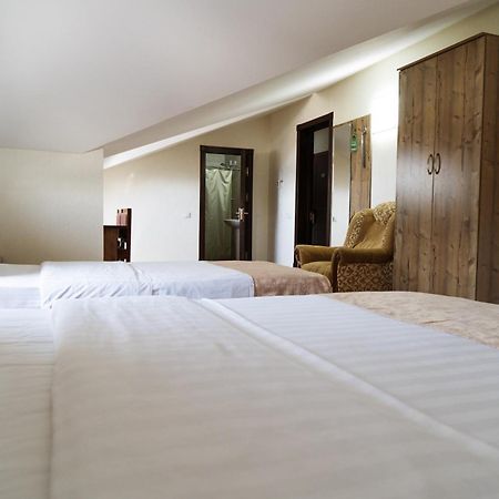 Tourist Inn Hotel ทาชเคนต์ ภายนอก รูปภาพ