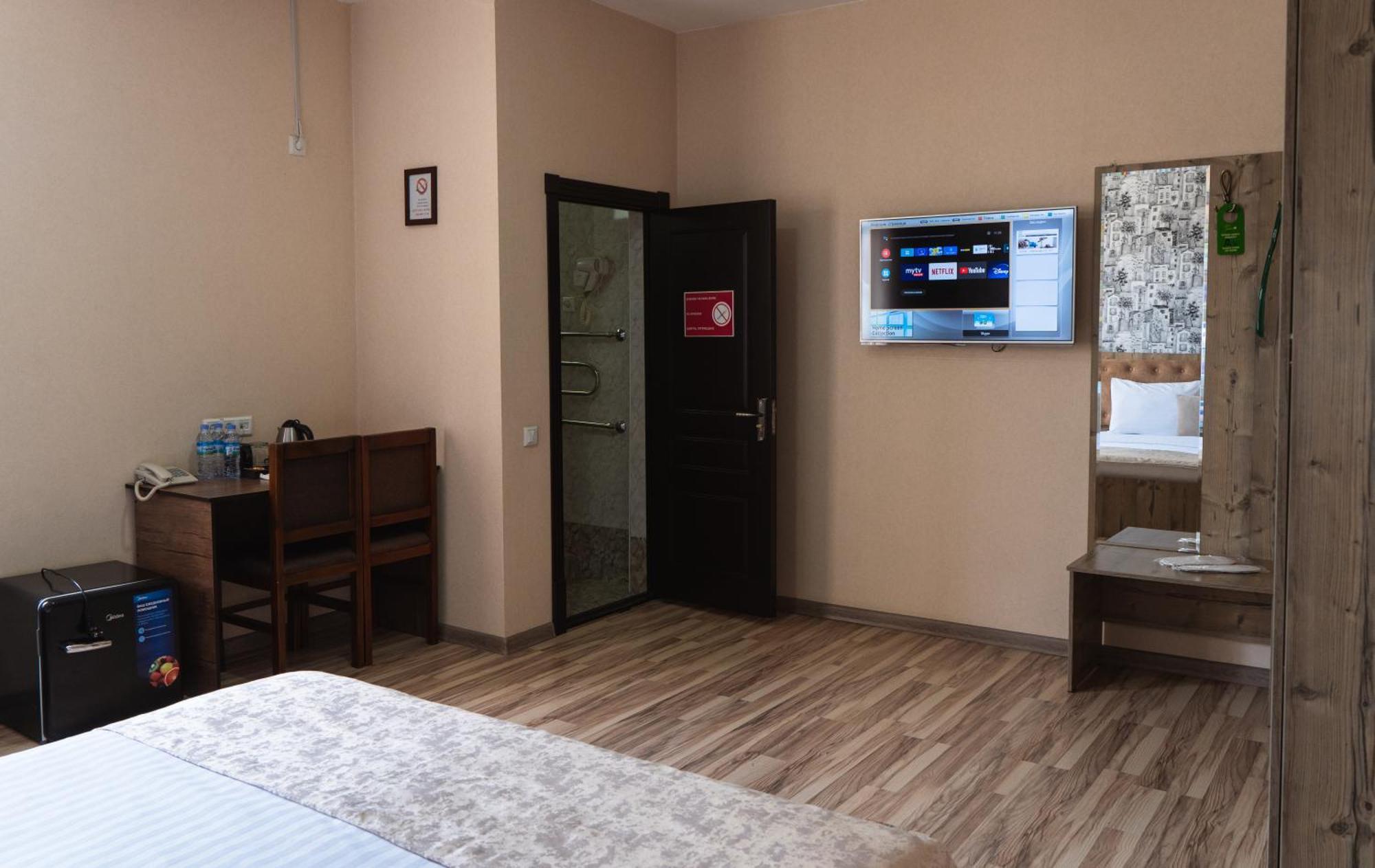 Tourist Inn Hotel ทาชเคนต์ ภายนอก รูปภาพ